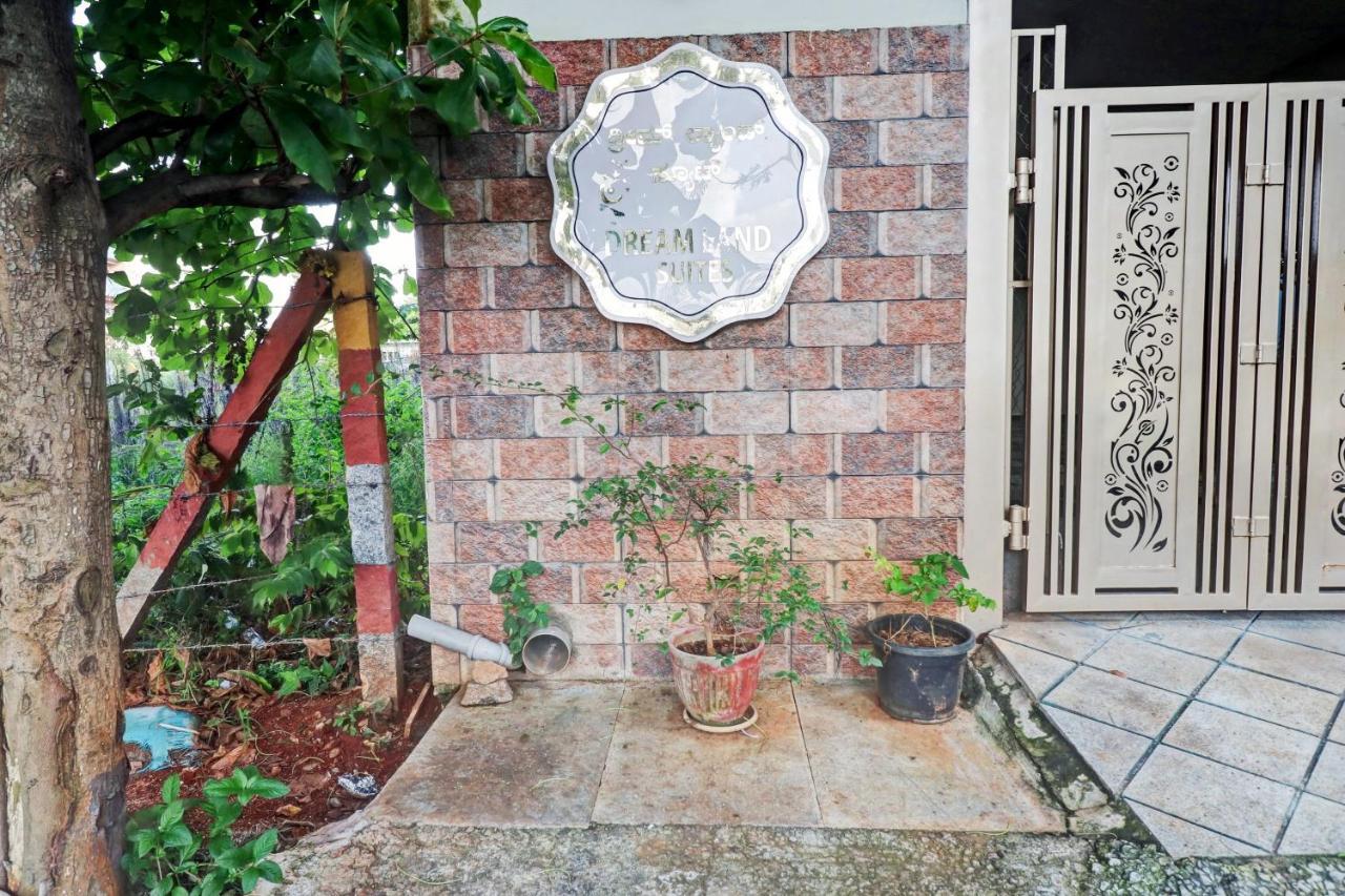 Townhouse Oak Dreamland Suites Yelahanka Exterior foto